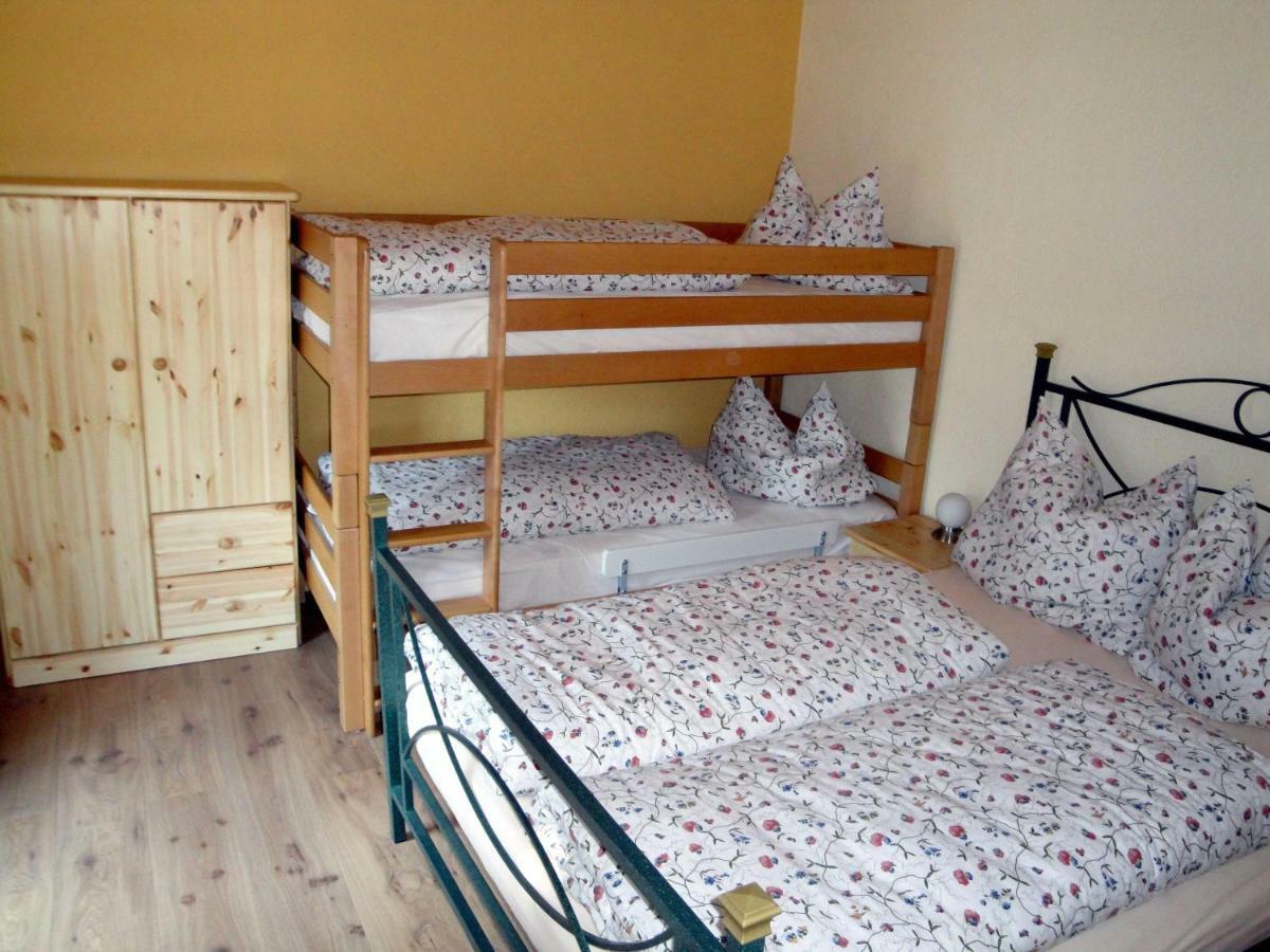 Ferienhaus-Bergtraum-Ferienwohnung-Fanni Обервиезентал Екстериор снимка